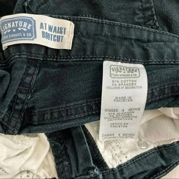 Levi's signature bootcut 4 black distressed jeans - Picture 4 of 4